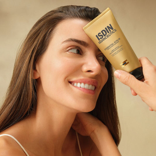 ISDINCEUTICS ESSENTIAL SCRUB EXFOLIANTE FACIAL *100ML